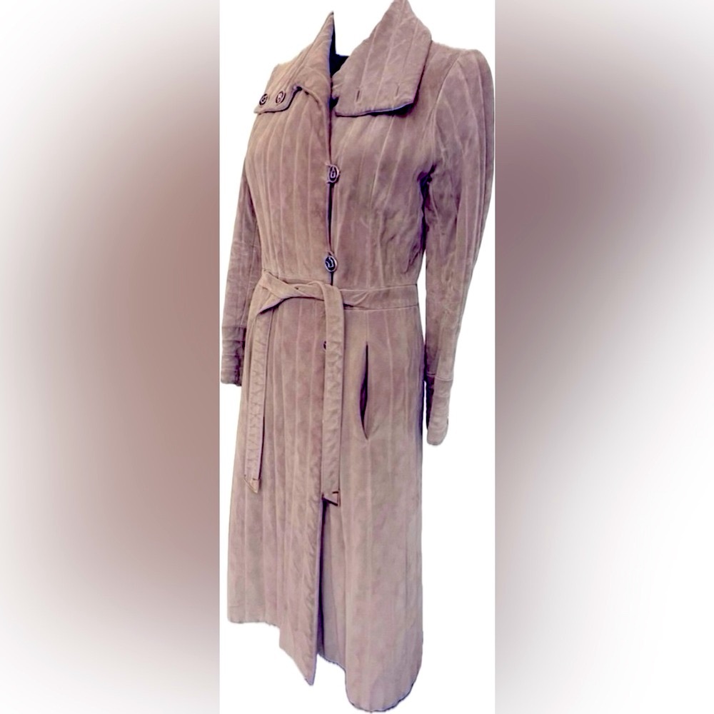 Gucci Vintage Long Quilted Suede Coat Fits Modern Small